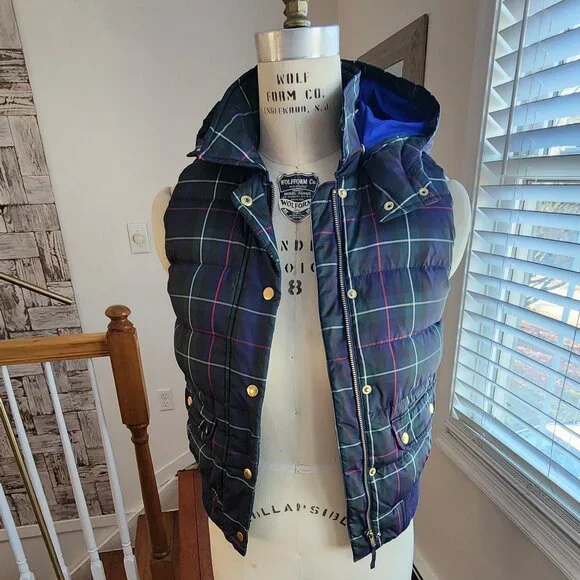 J. CREW Play Puffer Vest Size S Petite. - Picture 2 of 5